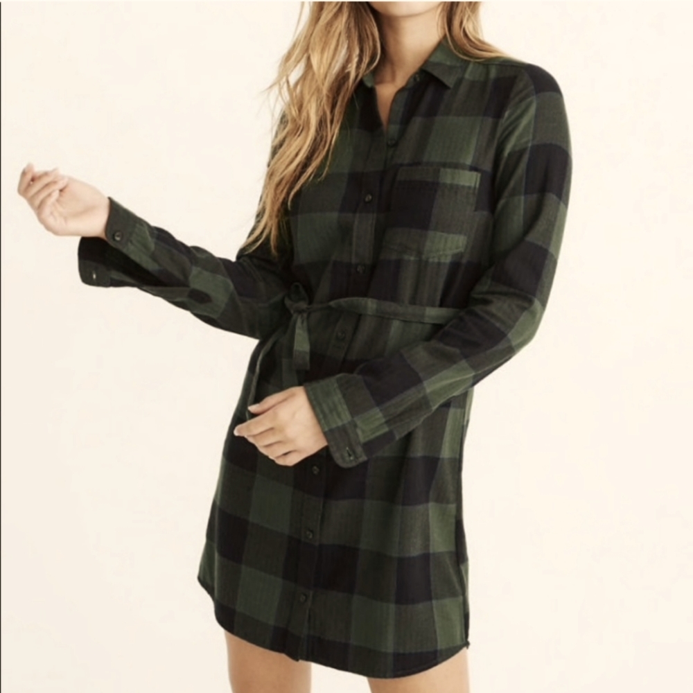HOST PICK  Abercrombie &Fitch Flannel Shirt Dress